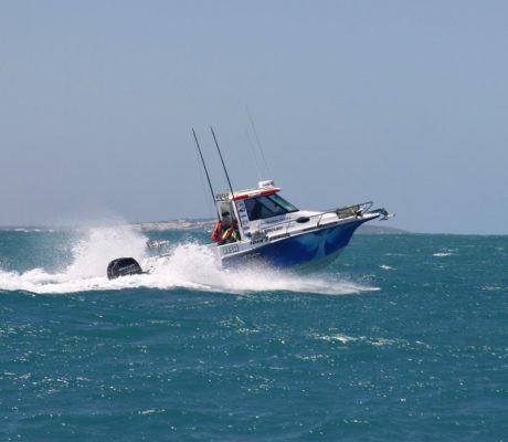 Mercury Four-Stroke Helps Break the Around Australia Record